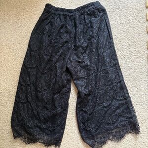 Cecil McBee lace style Black Elastic Waist Pants